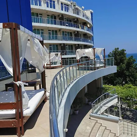 Apartment Silver A 27 *