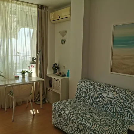 Apartment Silver A 27 *